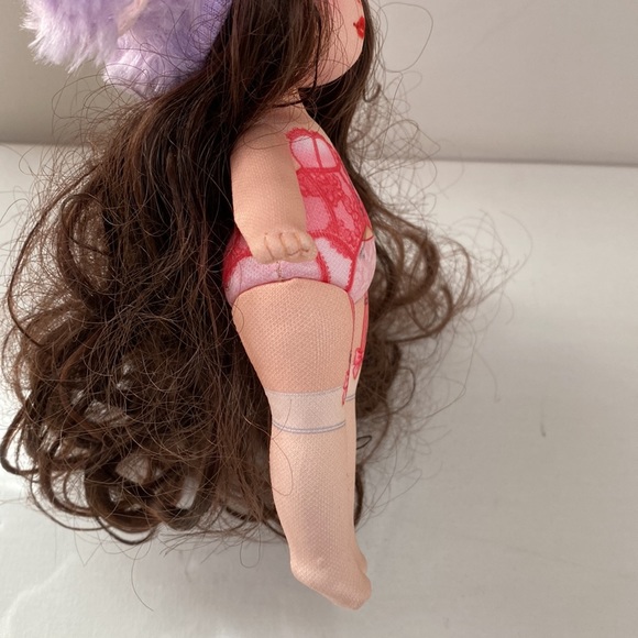 Na! Na! Na! Surprise Fashion Doll - Picture 14 of 16